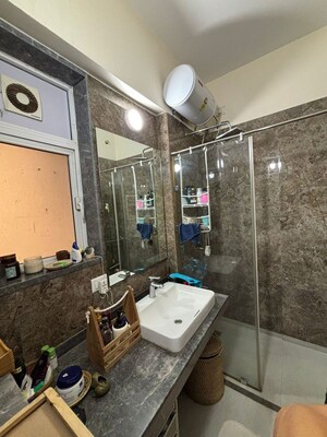 Team Area in 2 BHK Apartment at Raheja Brooke Ville, Mahim West – for Rent