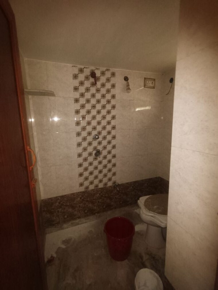 Bathroom, kolkatta gpo 3 Bedroom 1050 Sq.Ft. Apartment In Kolkatta Gpo Kolkata 10635393