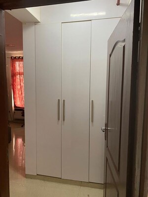 Building Lobby in 3 BHK Apartment at Omaxe R2, Gomti Nagar – for Rent