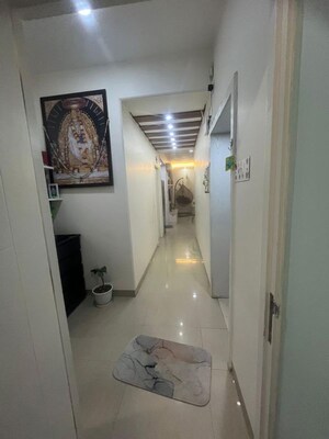 Building Lobby in 2.5 BHK Apartment at Emaar Emerald Estate, Sector 65 – for Rent