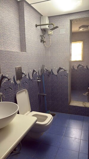 Bathroom in 2 BHK Apartment at Chembur – for Rent