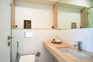 Bathroom in 3.5 BHK Apartment at Godrej The Trees, Vikhroli East – for Sale