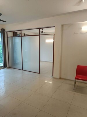 Room in 3 BHK Apartment at Conscient Habitat 102, Sector 102 – for Rent