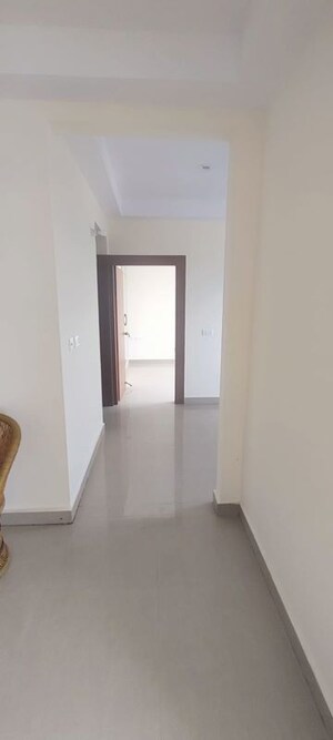 Room in 1.5 BHK Apartment at UPAVP Ganga Yamuna And Hindon Enclave, Pratap Vihar – for Sale