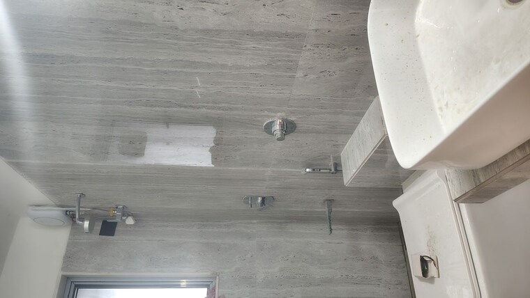 Bathroom, unique-aura-mumbai 2.5 Bedroom 900 Sq.Ft. Apartment In Santacruz West Mumbai 10635446