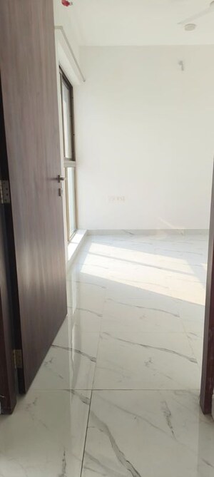 Bathroom in 2 BHK Apartment at Raymond Ten X Habitat, Pokhran Road No Two – for Rent