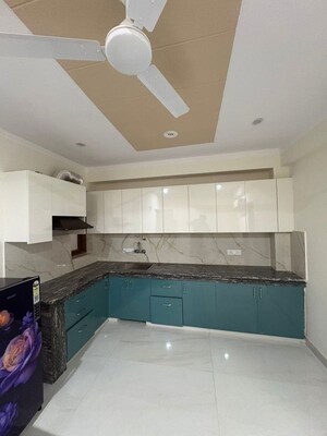 Kitchen in 1 BHK Builder Floor at Sector 40 – for Rent