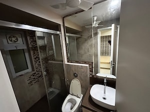 Attached Bathroom in 2 BHK Apartment at DB Woods, Goregaon East – for Sale