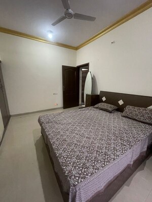 Bedroom in 2 BHK Apartment at Interface Building, Malad West – for Rent