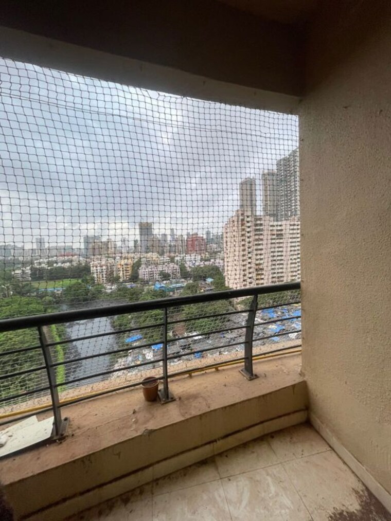 Balcony, interface-building 2 Bedroom 600 Sq.Ft. Apartment In Malad West Mumbai 10635554
