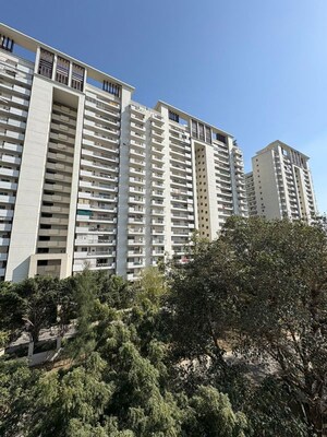Studio Builder Floor – Exterior View View at Sector 31 - for Rent
