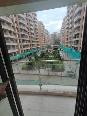 Balcony in 2.5 BHK Apartment at HDIL The Meadows, Goregaon West – for Rent