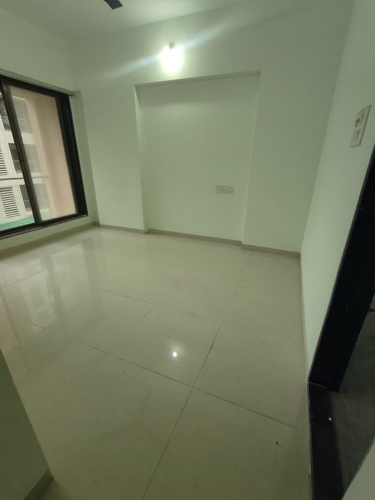 Room, hdil-the-meadows 2.5 Bedroom 650 Sq.Ft. Apartment In Goregaon West Mumbai 10635587