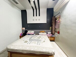 Bedroom in 4 BHK Independent House at Ghodasar – for Sale