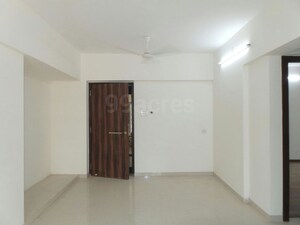 Room in 2 BHK Apartment at Satguru Solitaire, Thane West – for Rent