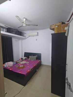 Bedroom in 1 BHK Apartment at Vastu Heights, Andheri West – for Rent