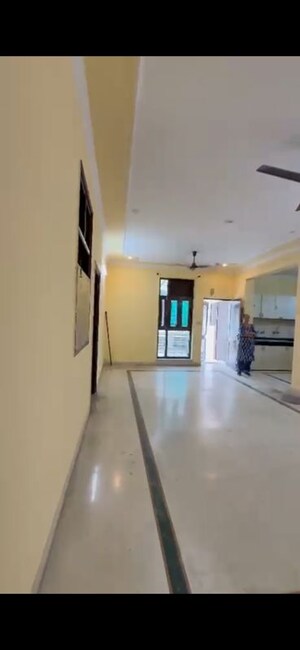  Builder Floor For Rent in Sector 23