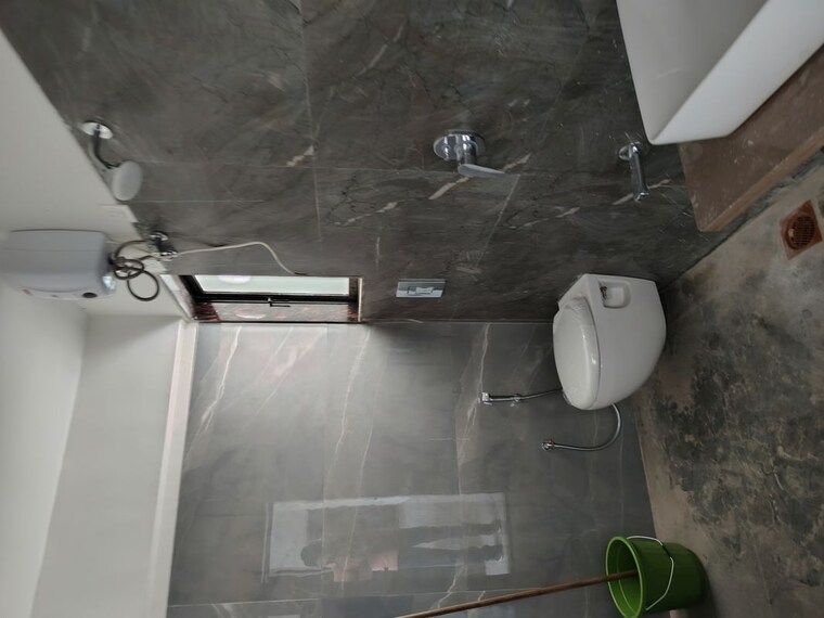 Bathroom, greenfield-chs 3 Bedroom 1100 Sq.Ft. Apartment In Santacruz West Mumbai 10635683