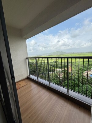 2 BHK Apartment For Rent in Godrej Emerald, Ghodbunder Road