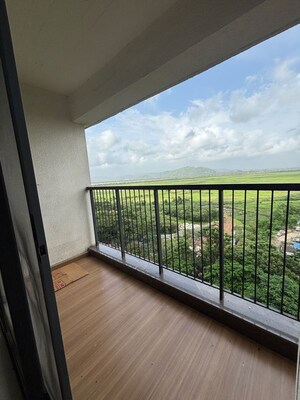 2 BHK Apartment For Rent in Godrej Emerald, Ghodbunder Road