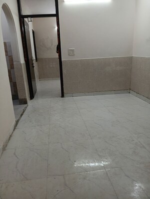Room in 1 BHK Builder Floor at Kalkaji – for Rent
