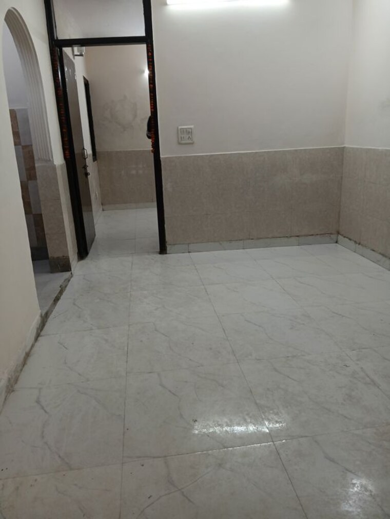 Room, kalkaji 1 Bedroom 560 Sq.Ft. Builder Floor In Kalkaji Delhi 10635674