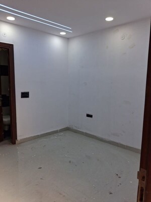 Room in 3 BHK Builder Floor at E Block Shastri Nagar – for Sale