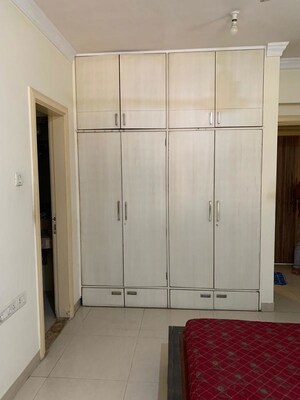Bathroom in 2 BHK Apartment at Raheja Sherwood, Goregaon East – for Rent