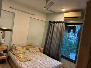 Bedroom in 2 BHK Apartment at Chembur – for Rent