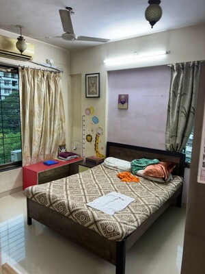 Bedroom in 2 BHK Apartment at Chembur – for Rent