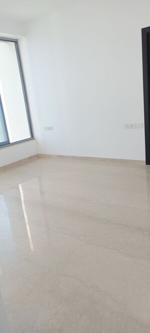 Master Bedroom in 3 BHK Apartment at Oberoi Sky City, Borivali East – for Rent