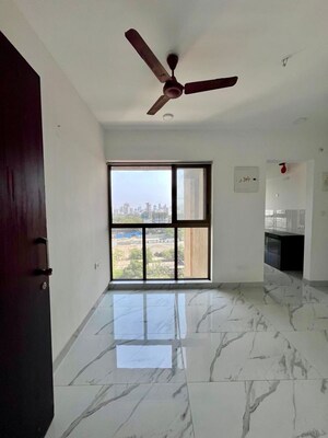 Room in 2 BHK Apartment at Raymond Ten X Habitat, Pokhran Road No Two – for Rent
