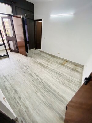 3 BHK Apartment For Rent in Sector 6 Dwarka