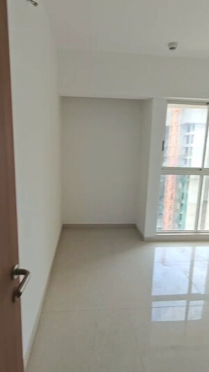 Room in 2 BHK Apartment at Lodha Upper Thane Woodlands C And D, Anjur – for Rent