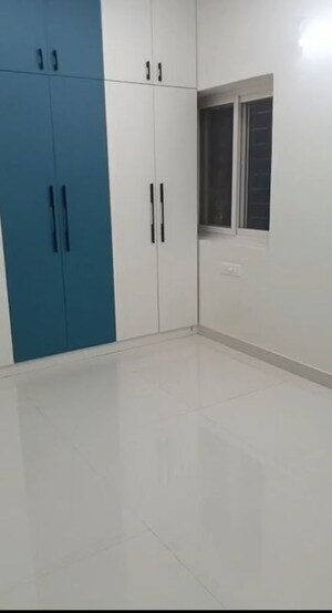 Room in 3 BHK Apartment at Goldstone Jewel Park, Puppalaguda – for Rent
