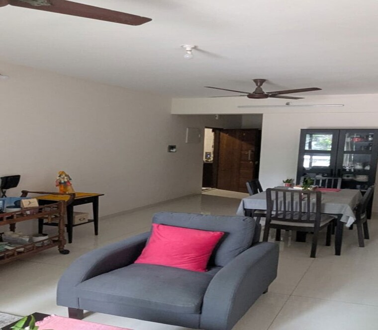 Living Room, dadar east 2 Bedroom 702 Sq.Ft. Apartment In Dadar East Mumbai 10635835