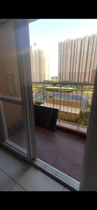2 BHK +  999 Sq.Ft. Apartment in Prestige Finsbury Park Hyde