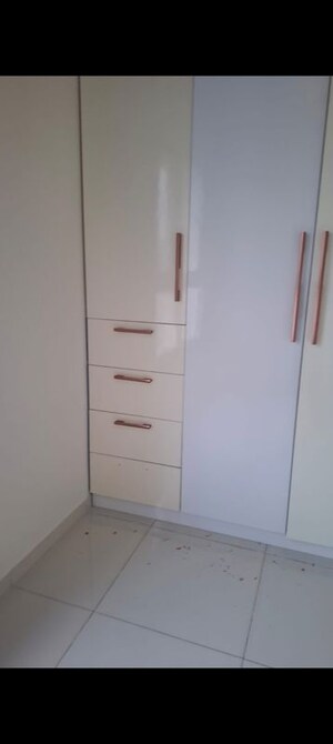 Furnished Amenities in 3 BHK Apartment at Godrej Aqua, International Airport Road – for Sale