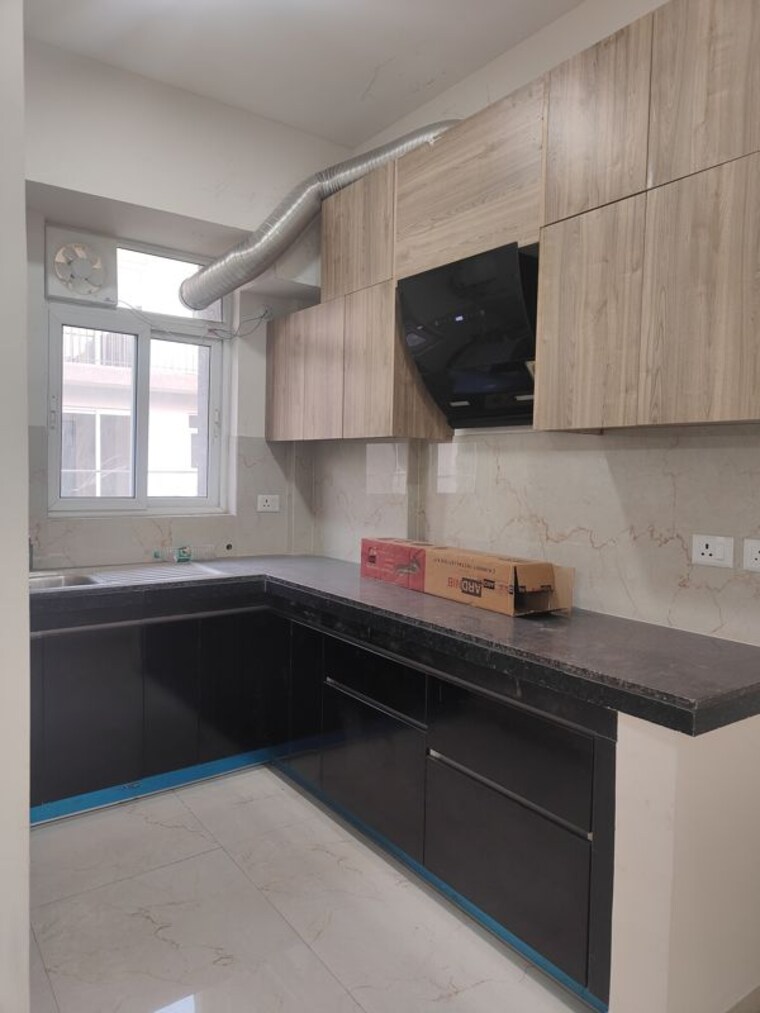 Kitchen, smart-world-gems 2.5 Bedroom 1194 Sq.Ft. Builder Floor In Sector 89 Gurgaon 10074537