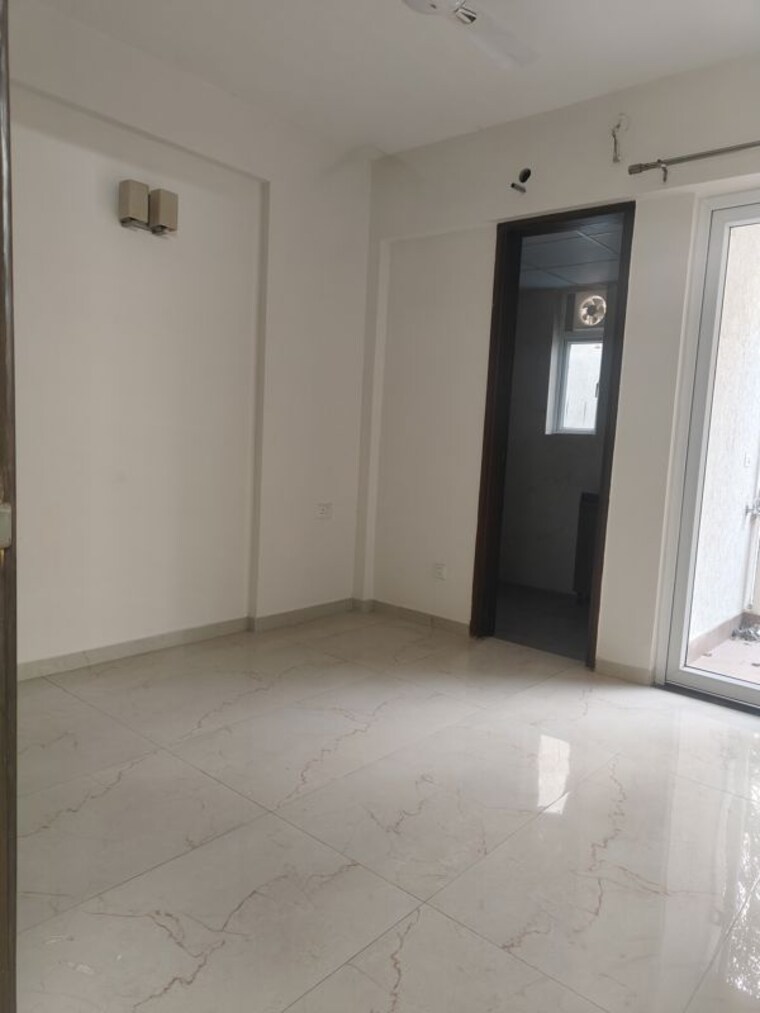 Room, smart-world-gems 2.5 Bedroom 1194 Sq.Ft. Builder Floor In Sector 89 Gurgaon 10074537