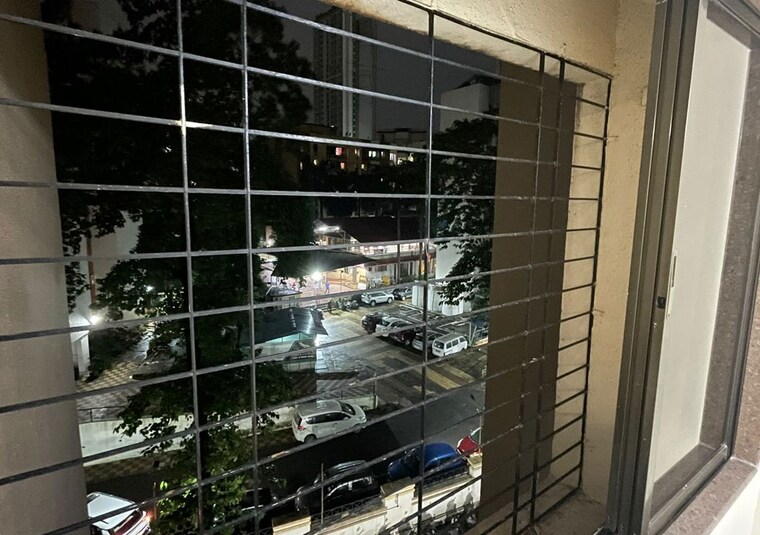 Balcony, brahmand 2 Bedroom 950 Sq.Ft. Apartment In Brahmand Thane 10635870