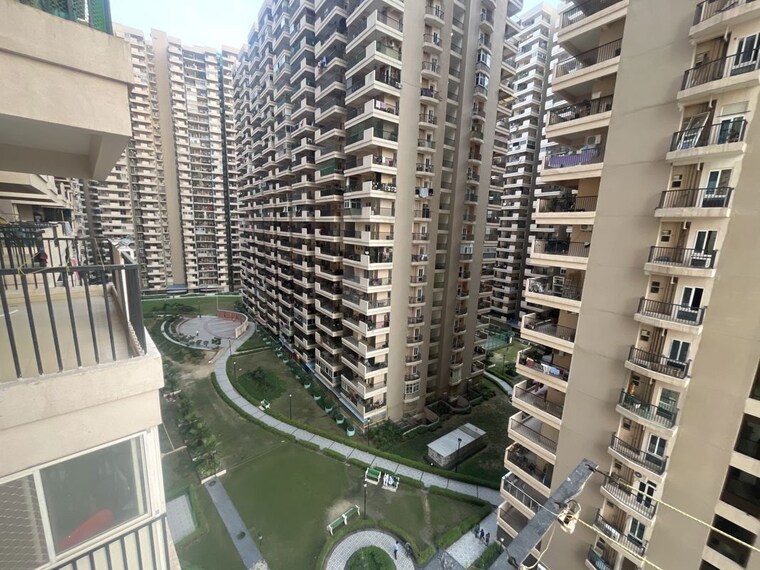 Exterior View, gaur-city-2-14th-avenue 2 Bedroom 940 Sq.Ft. Apartment In Sector 16c Greater Noida Greater Noida 10635874