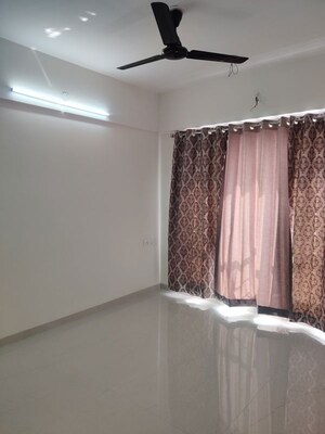 Bedroom in 1.5 BHK Apartment at Deraiya Classico, Kurla East – for Rent