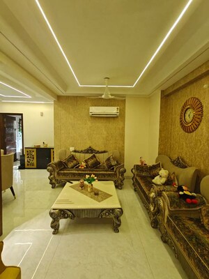 4 BHK Builder Floor For Sale in Rajendra Nagar
