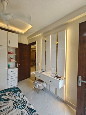 Building Lobby in 4 BHK Builder Floor at Rajendra Nagar – for Sale