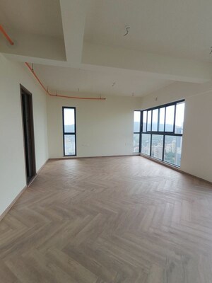 Master Bedroom in 4 BHK Apartment at Raymond The Address, Pokhran Road No Two – for Rent