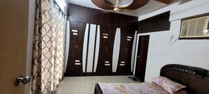 Team Area in 3 BHK Apartment at Akshat Apartment Mira Road, Mira Road East – for Rent