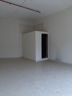 Retail Shop For Sale in Om Geetanjali CHS