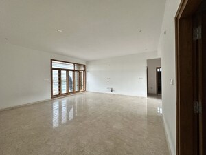 Room in 3 BHK Builder Floor at Padmanabha Nagar – for Sale