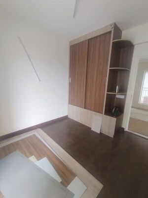 Room in 3.5 BHK Apartment at Bestech Park View Altura, Sector 79 – for Rent